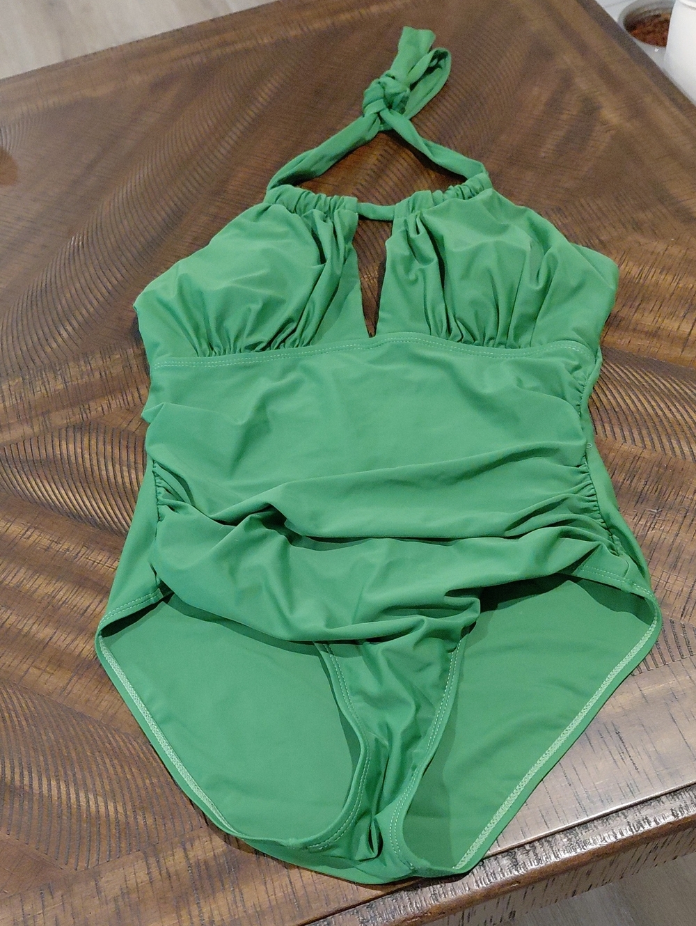 Green Women's One-Piece Swimsuit - Classic Halter Style